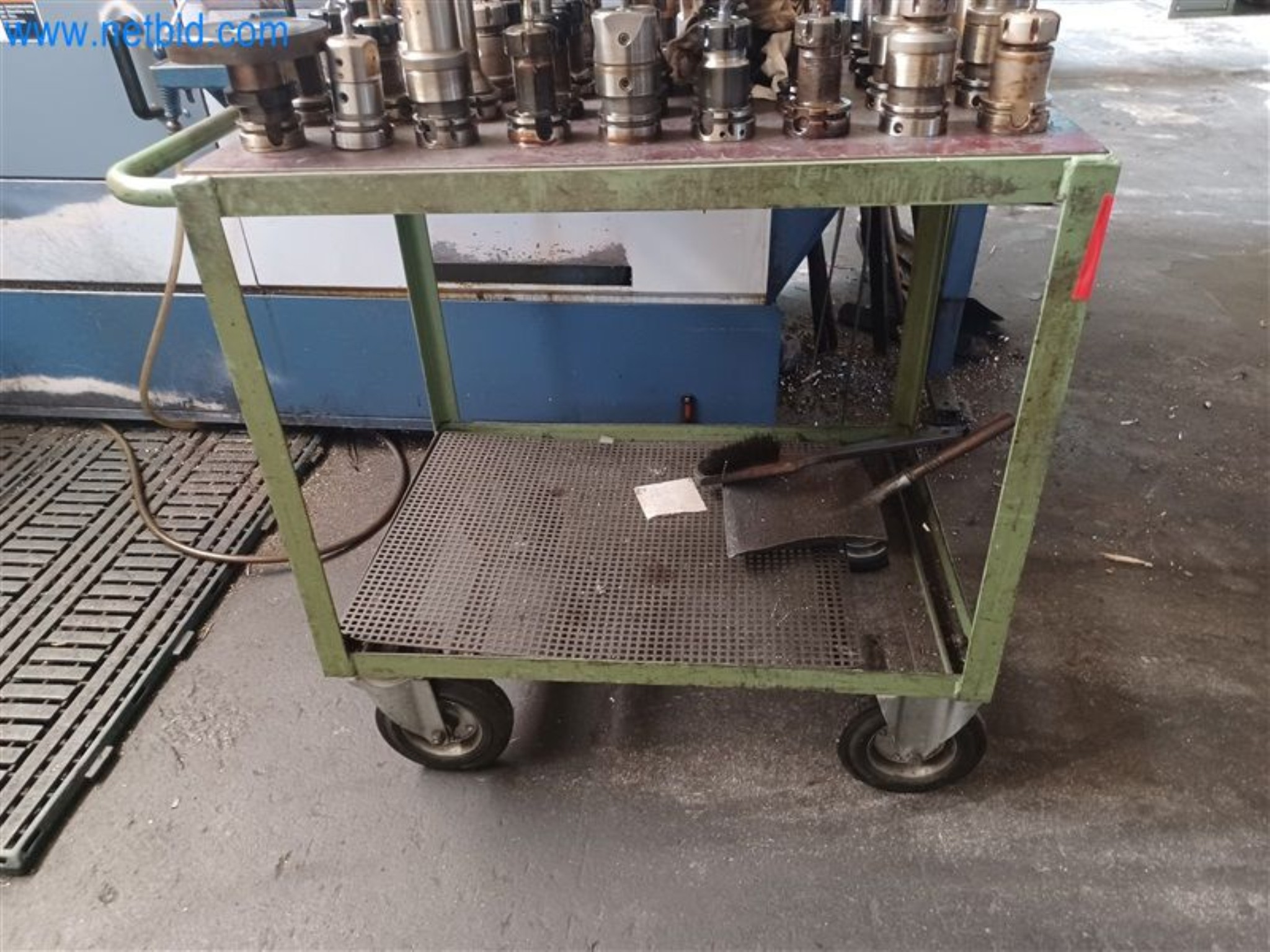 Metalworking machines: including machining centers with accessories-4