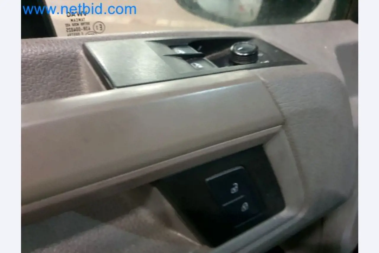 Transporteur van een pakketdienst-10