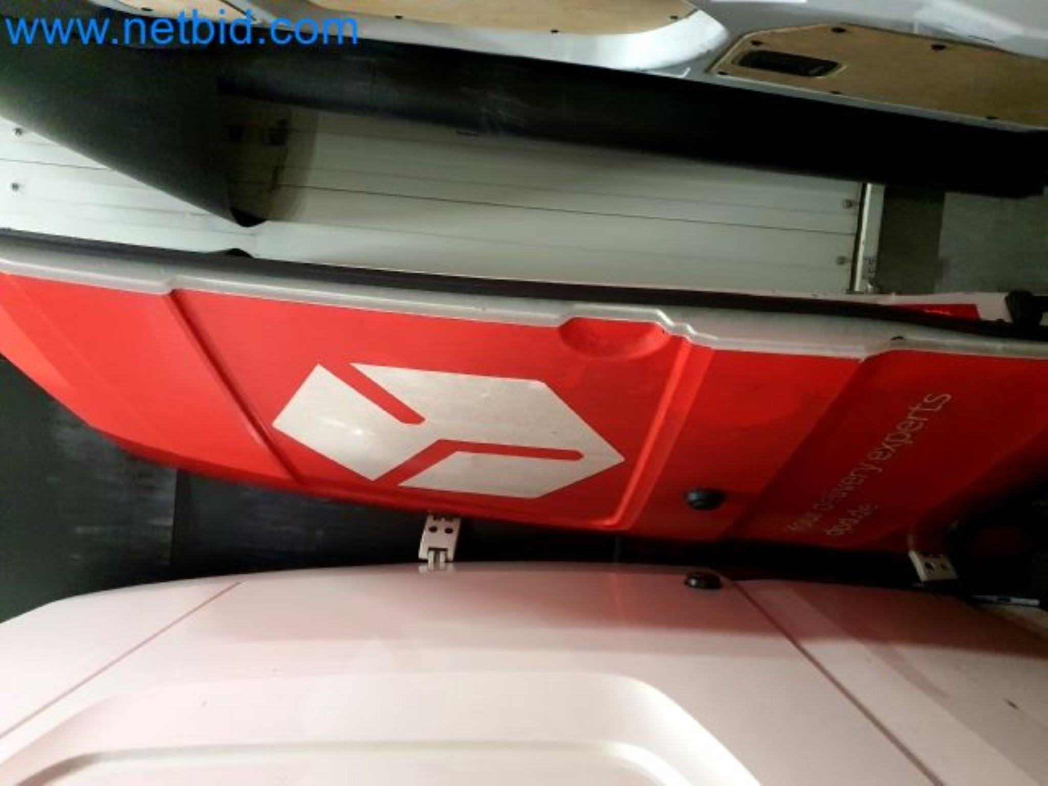 Przewoźnik paczek-16