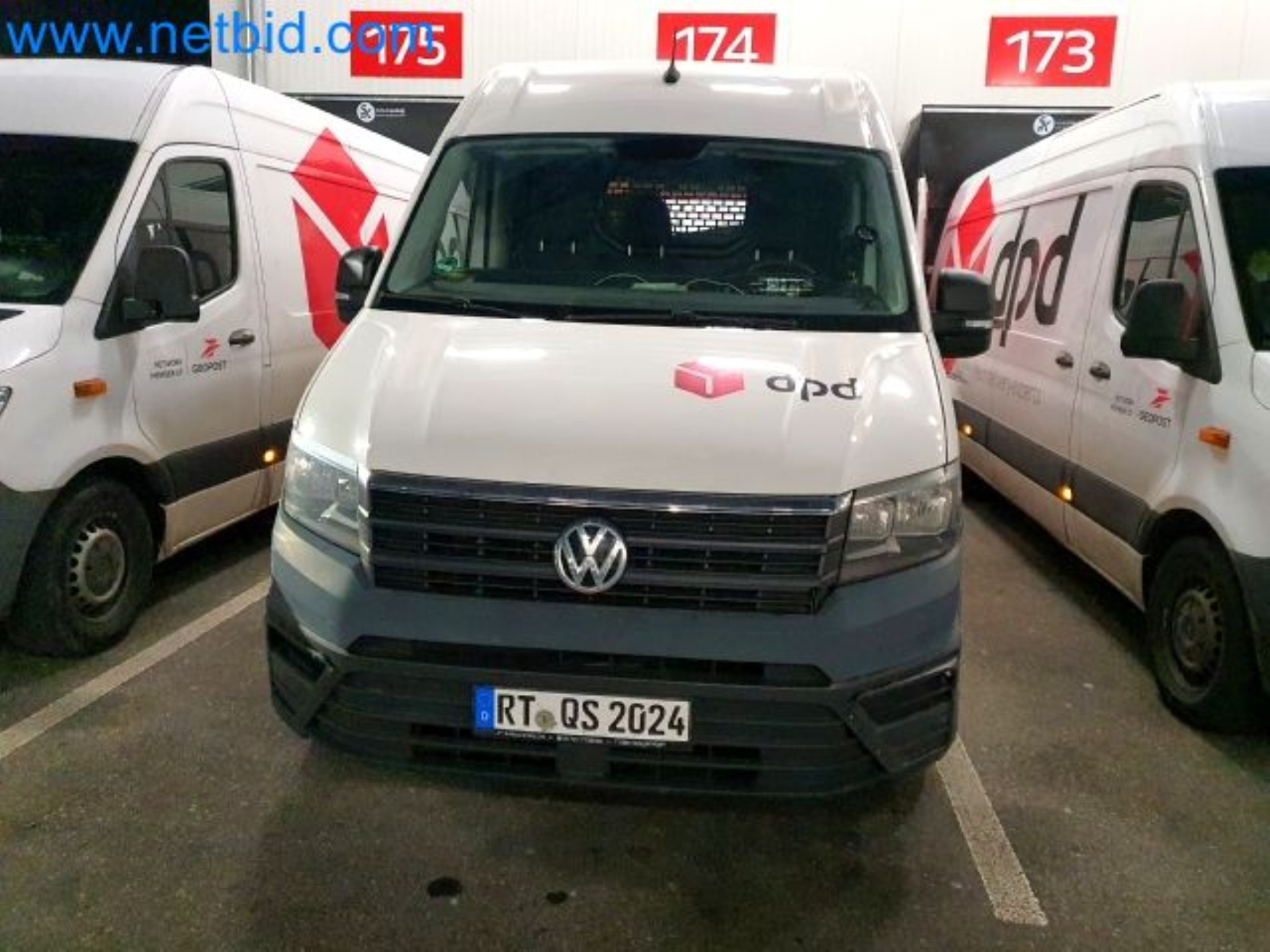 Przewoźnik paczek-1