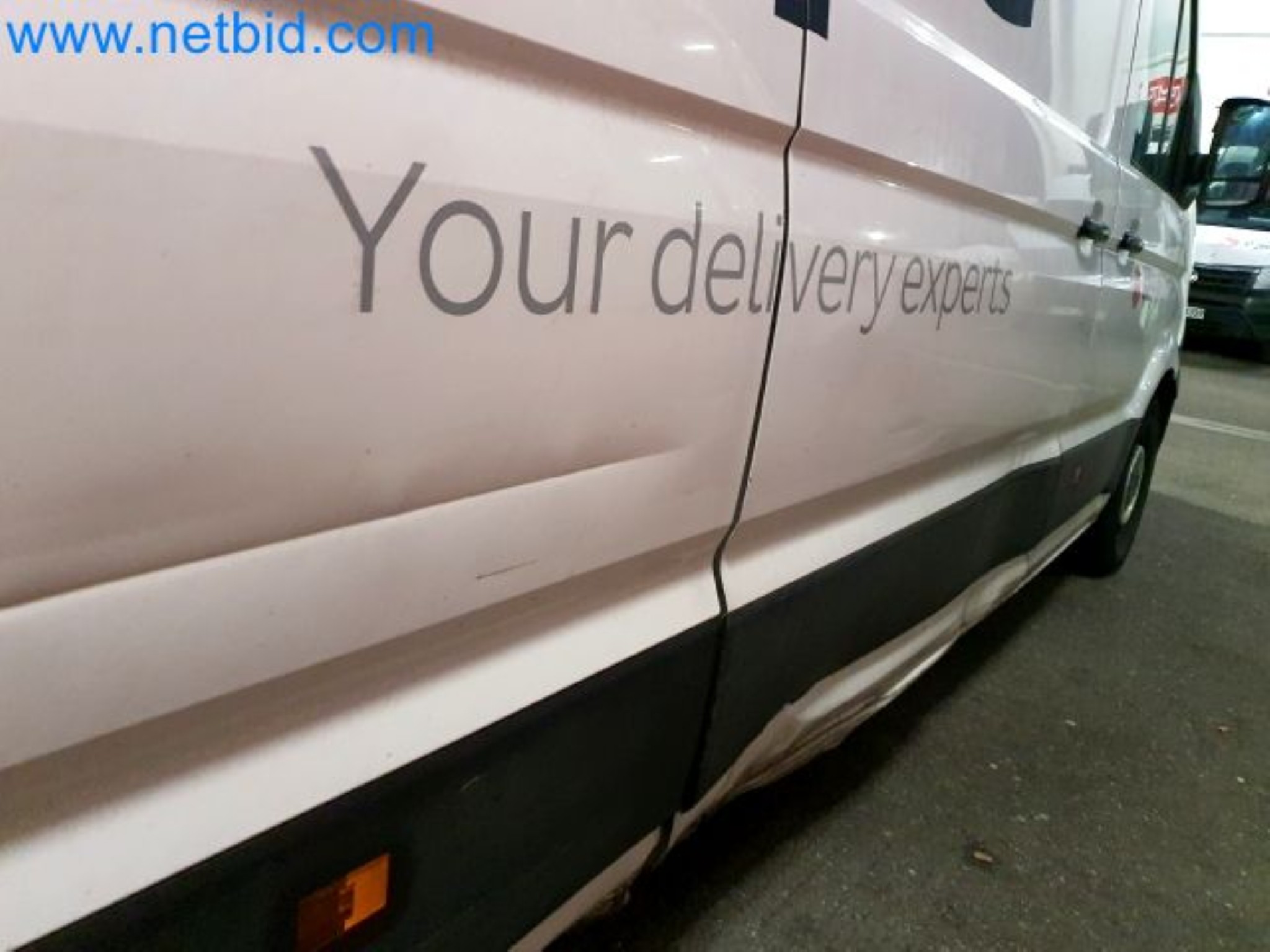 Przewoźnik paczek-23