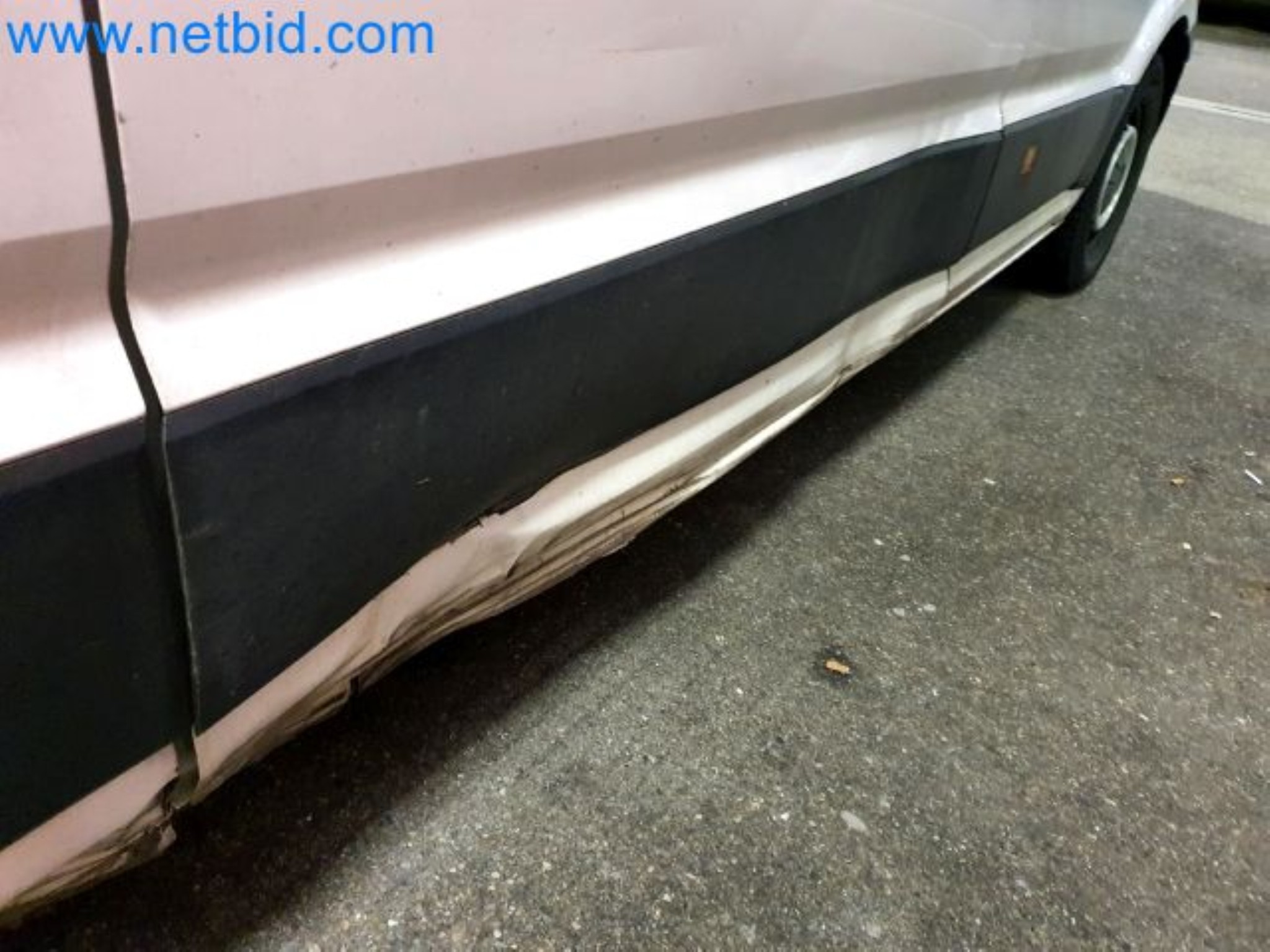 Przewoźnik paczek-24