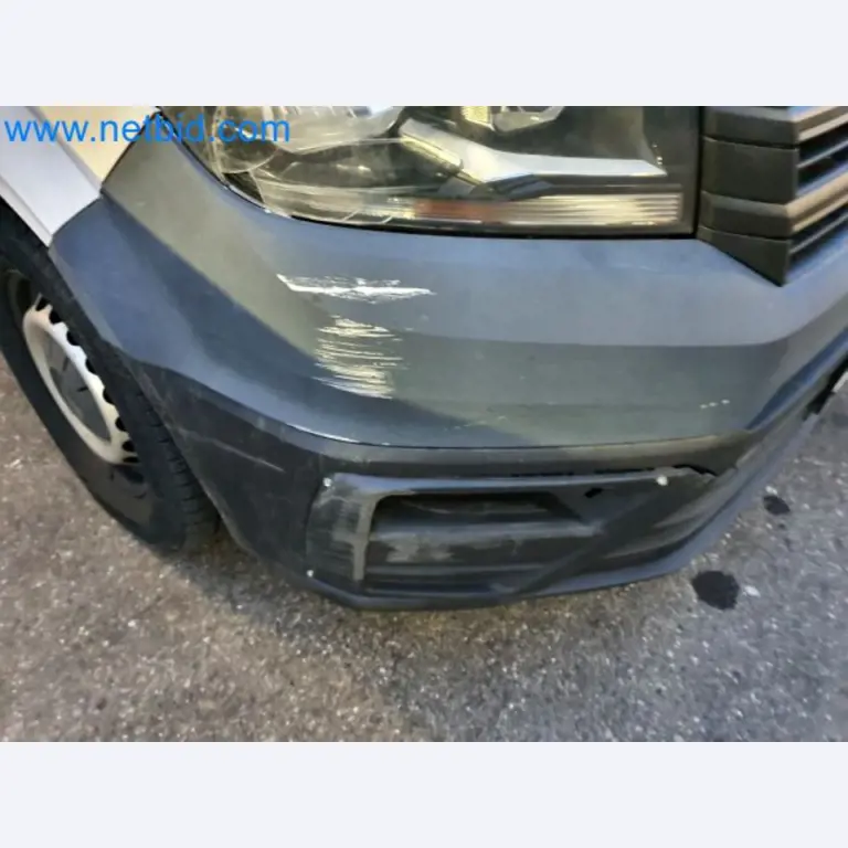 Transporteur van een pakketdienst-25