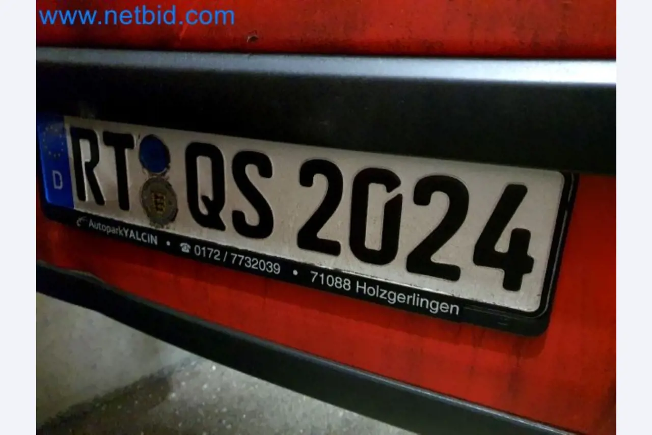 Transporteur van een pakketdienst-4