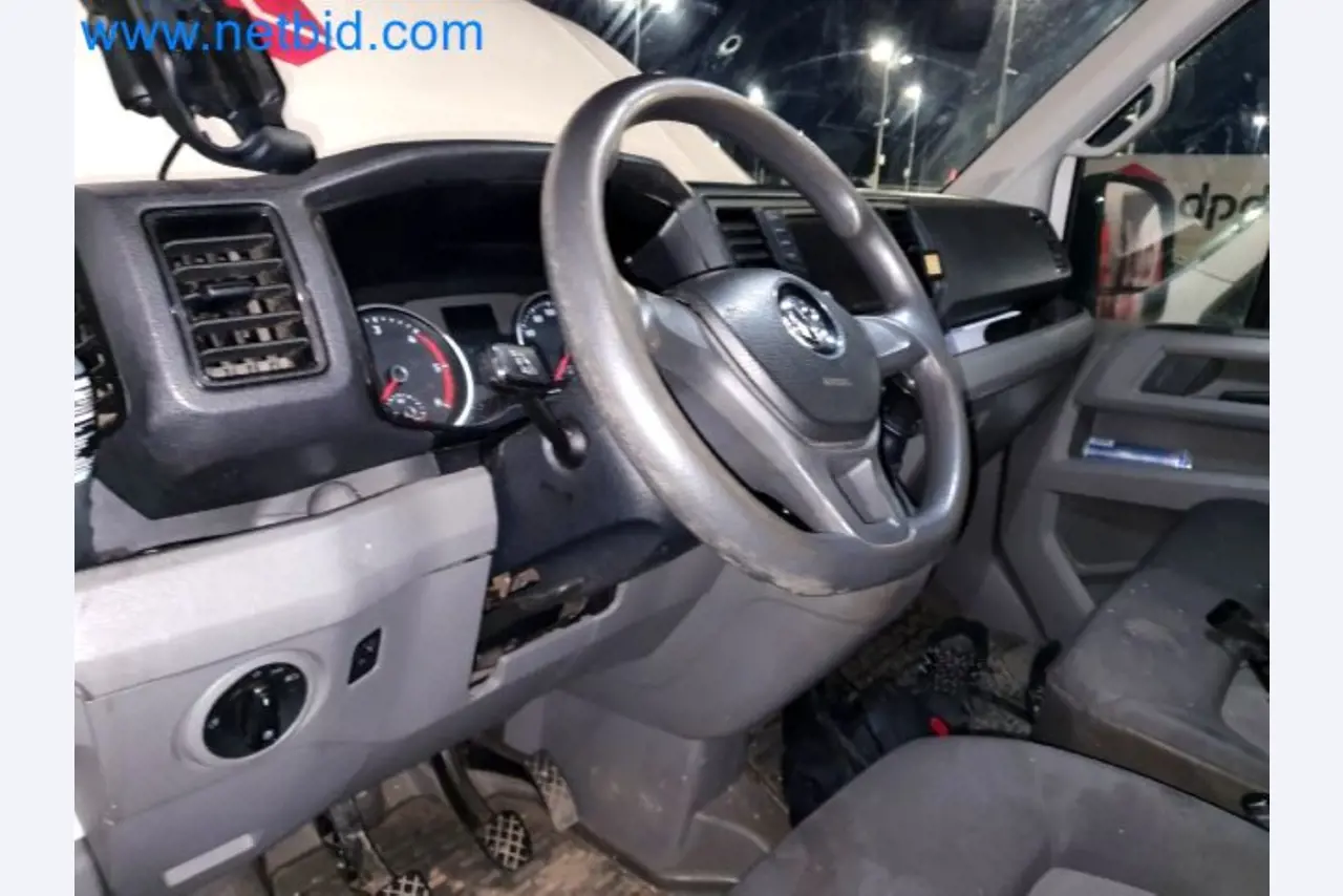 Transporteur van een pakketdienst-5