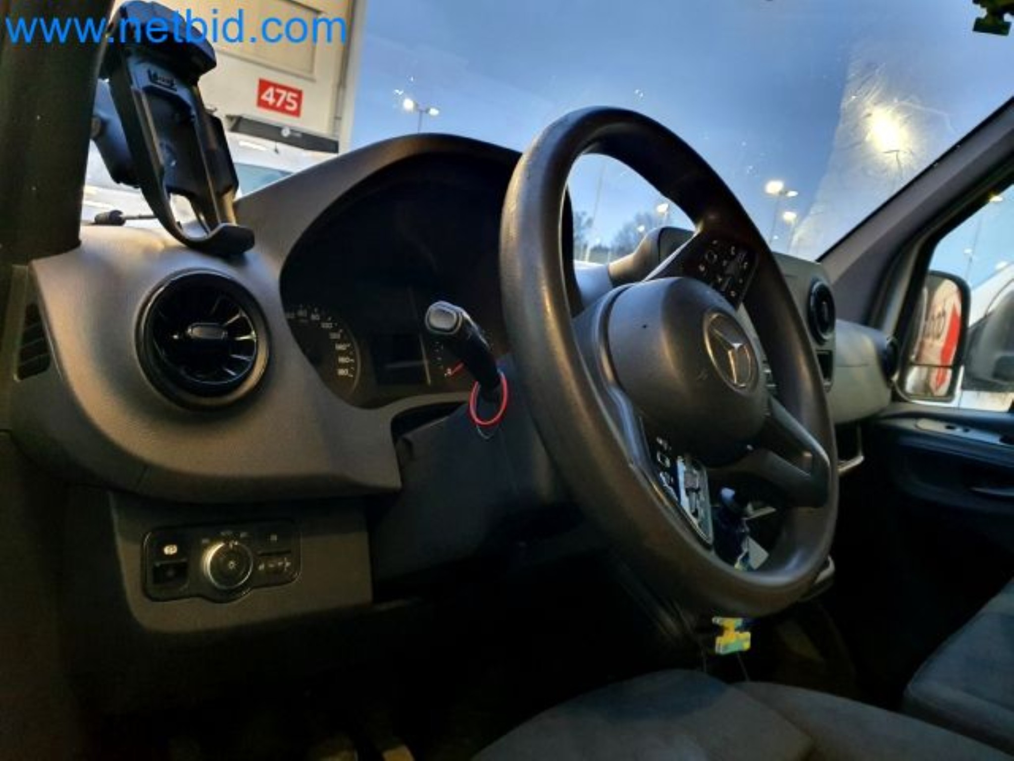 Przewoźnik paczek-11