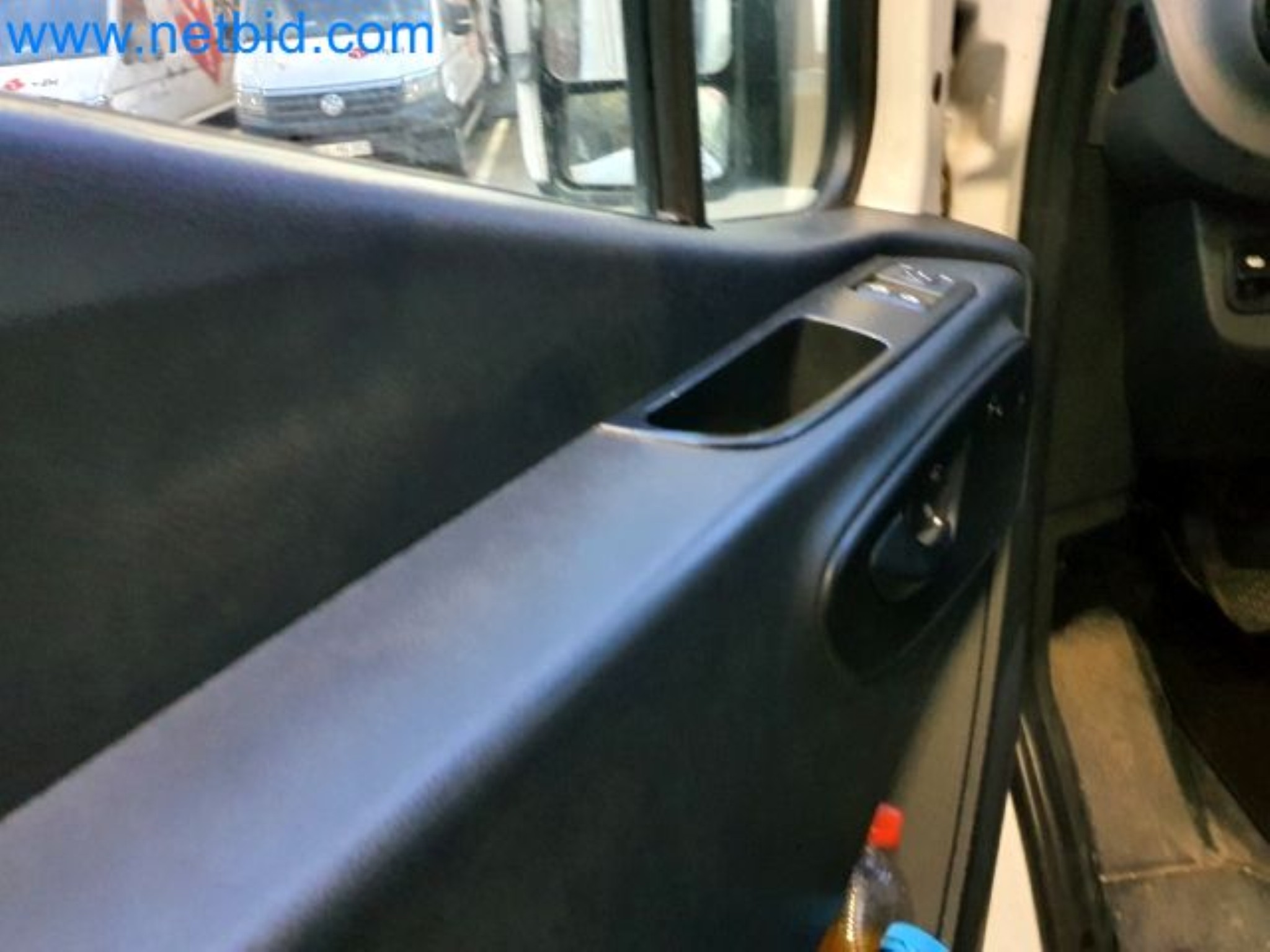 Przewoźnik paczek-15