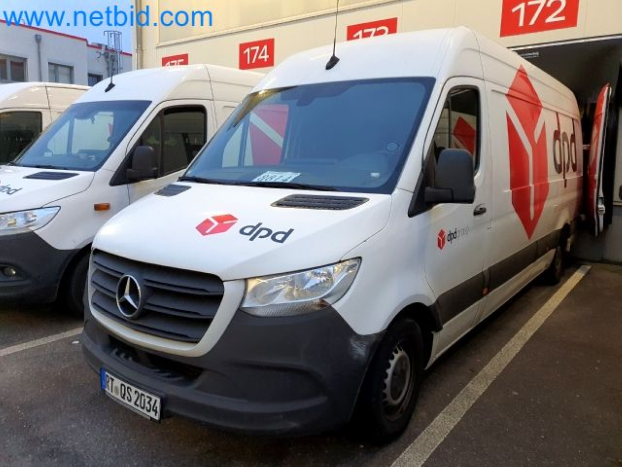 Przewoźnik paczek-16