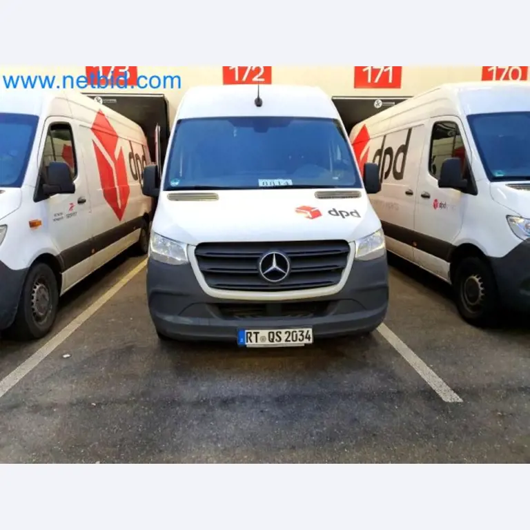 Transporteur van een pakketdienst-1