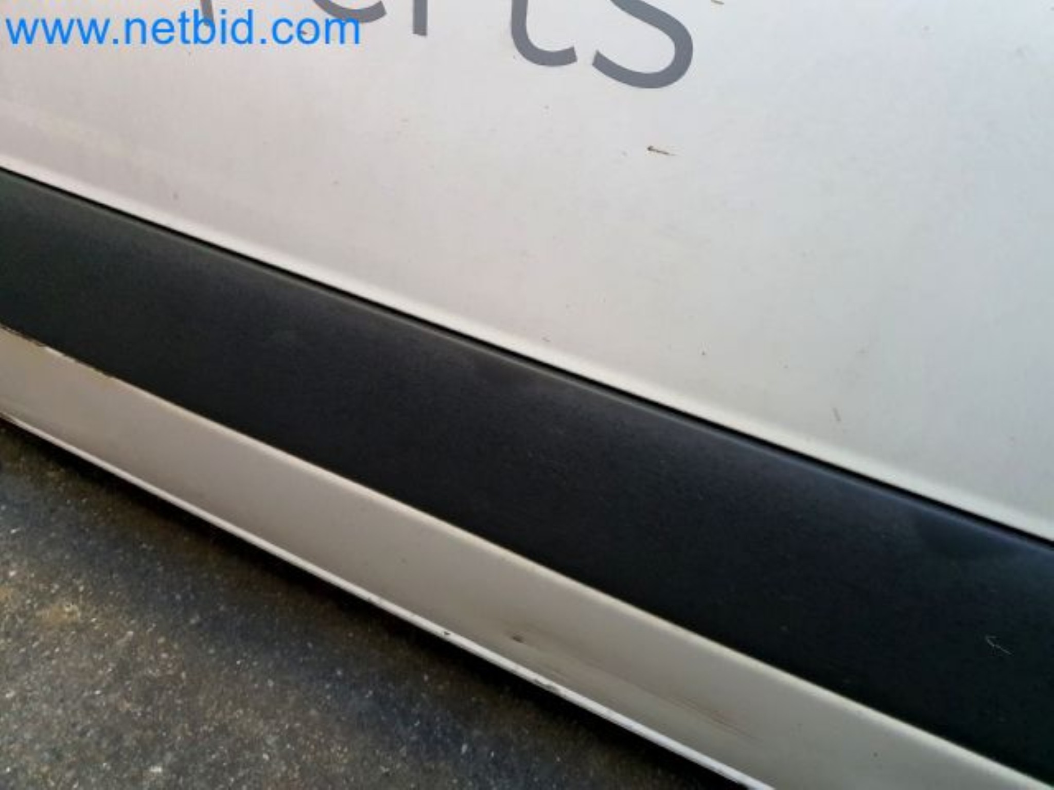 Przewoźnik paczek-24