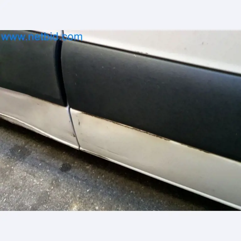 Transporteur van een pakketdienst-25