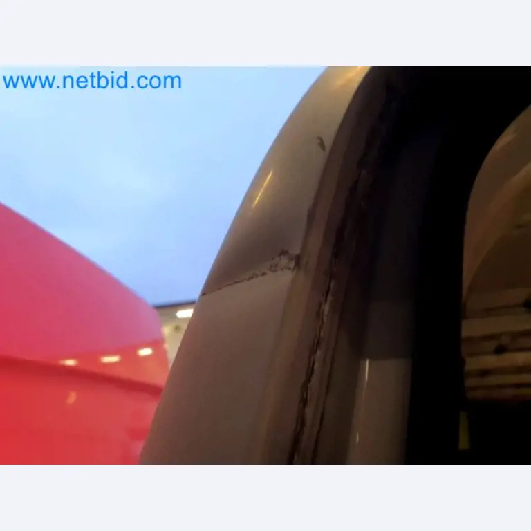 Transporteur van een pakketdienst-27