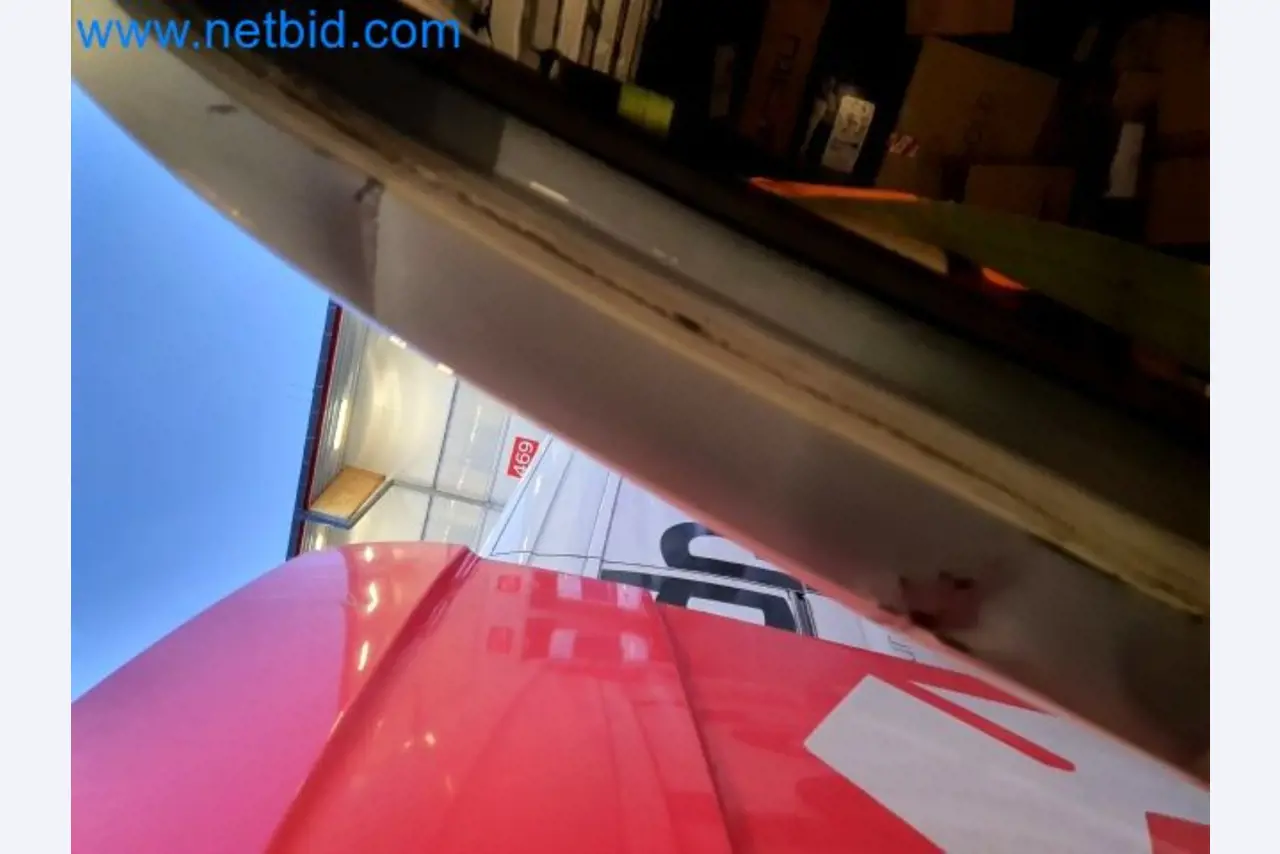 Transporteur van een pakketdienst-28