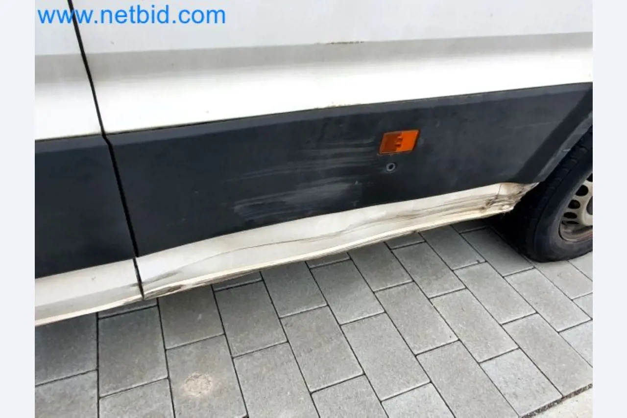 Přepravce balíkové služby-15