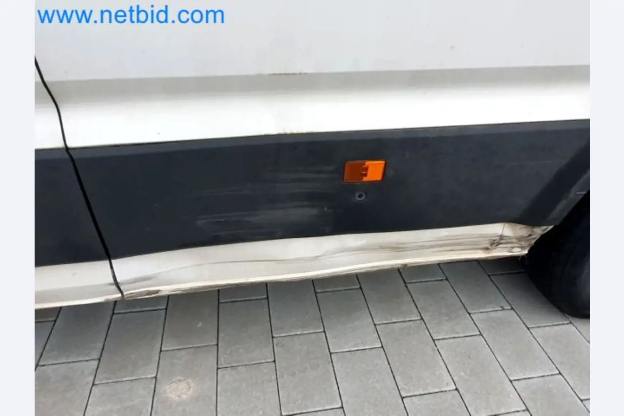 Přepravce balíkové služby-16