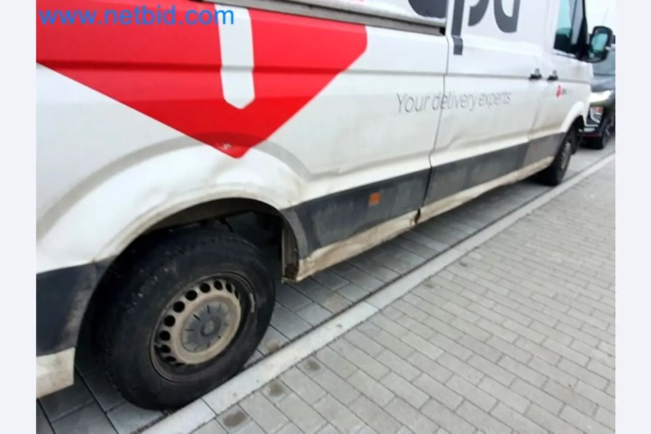 Přepravce balíkové služby-22