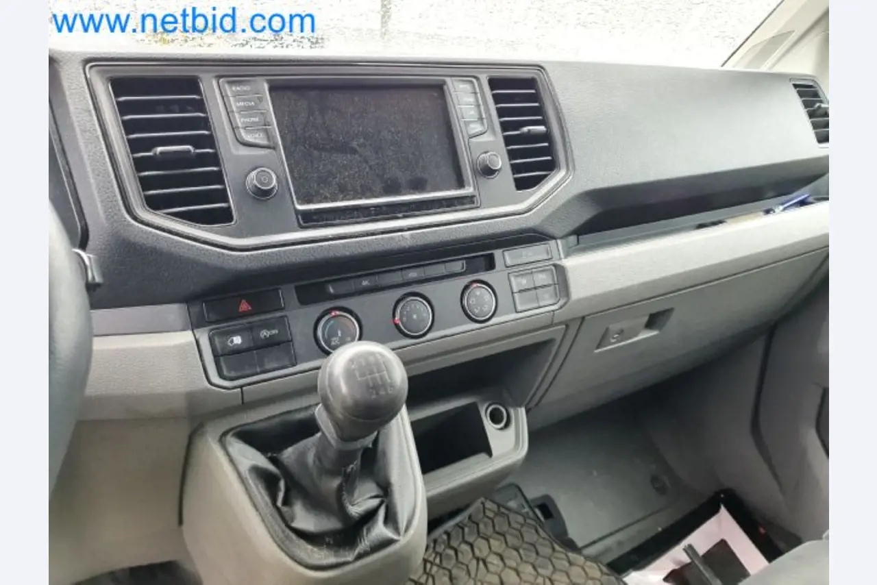 Přepravce balíkové služby-8