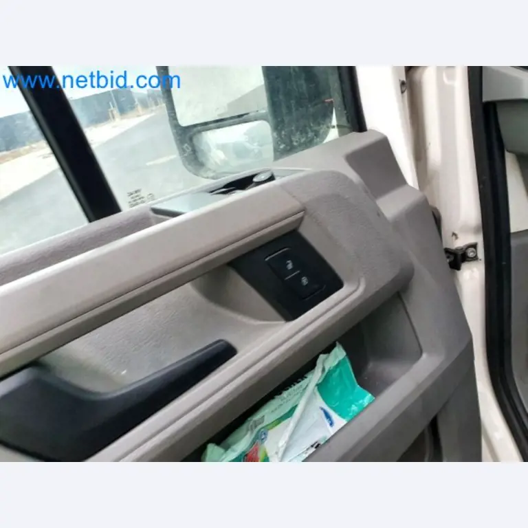 Přepravce balíkové služby-12