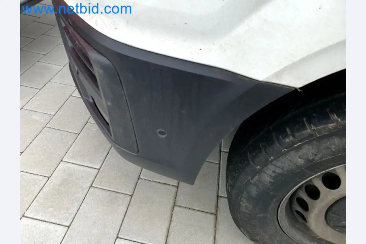 Přepravce balíkové služby-18