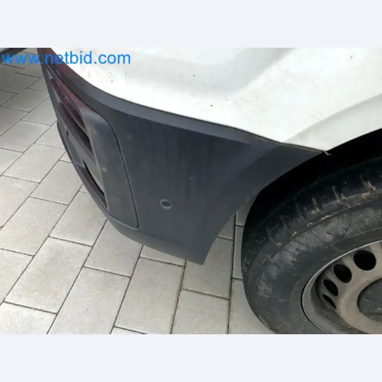 Přepravce balíkové služby-18