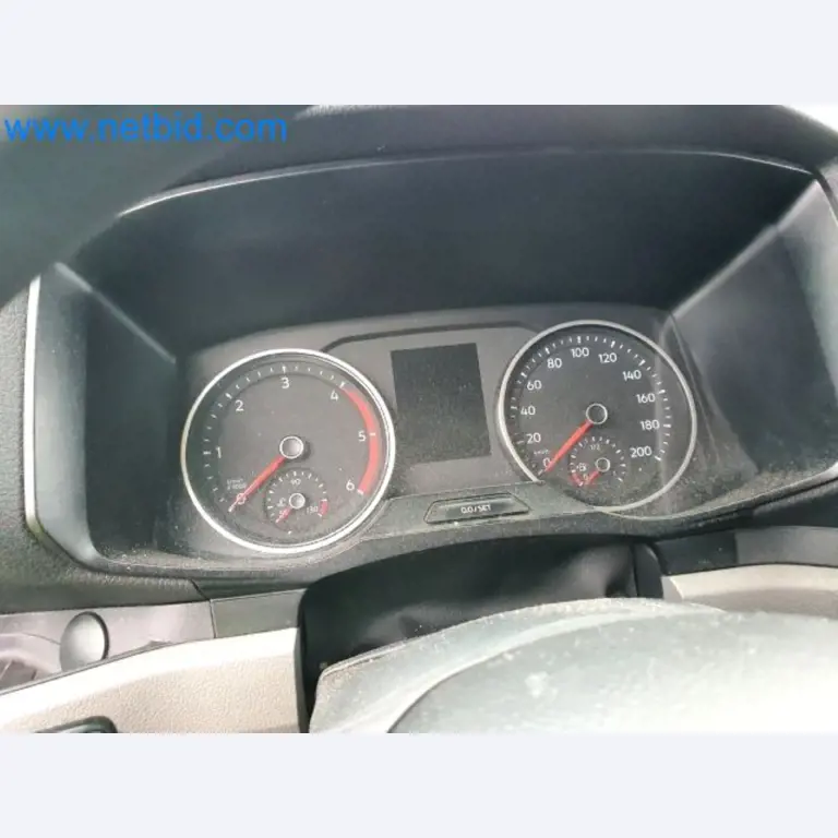 Přepravce balíkové služby-9