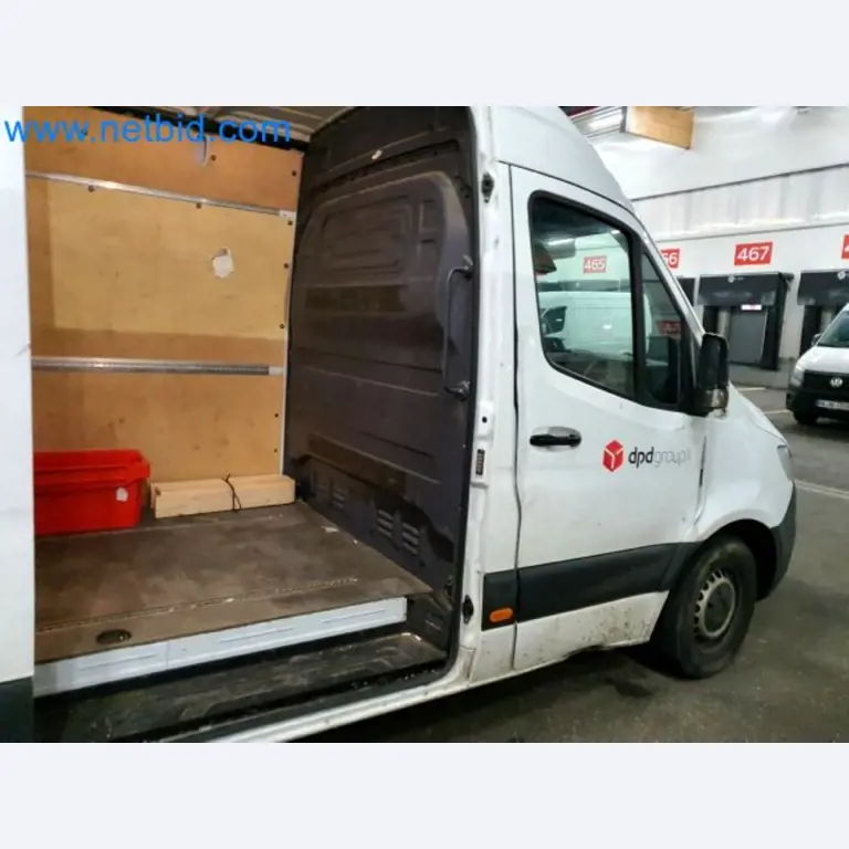 Přepravce balíkové služby-19