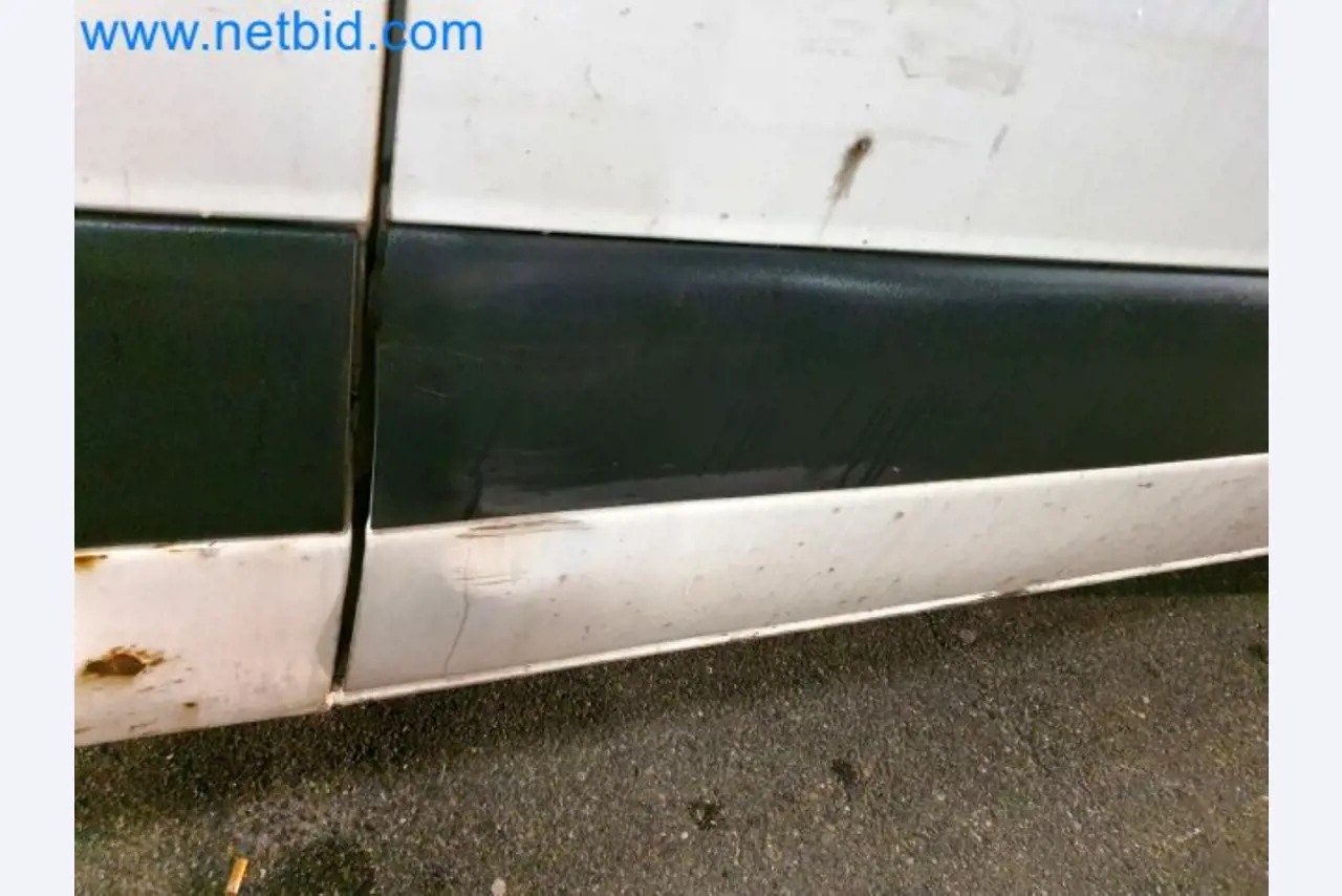 Přepravce balíkové služby-22