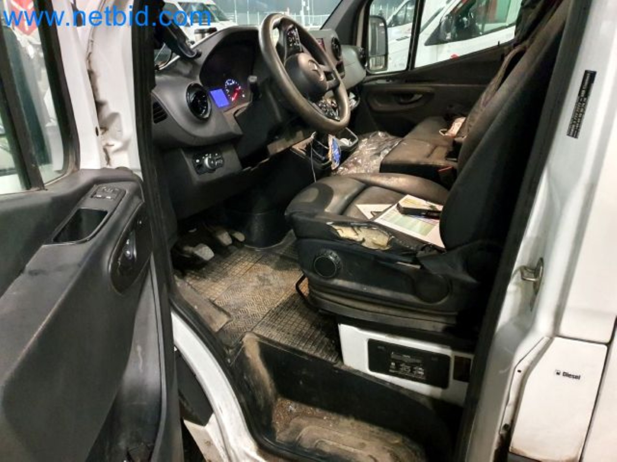 Przewoźnik paczek-6