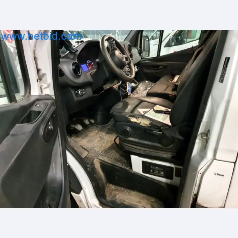 Přepravce balíkové služby-6