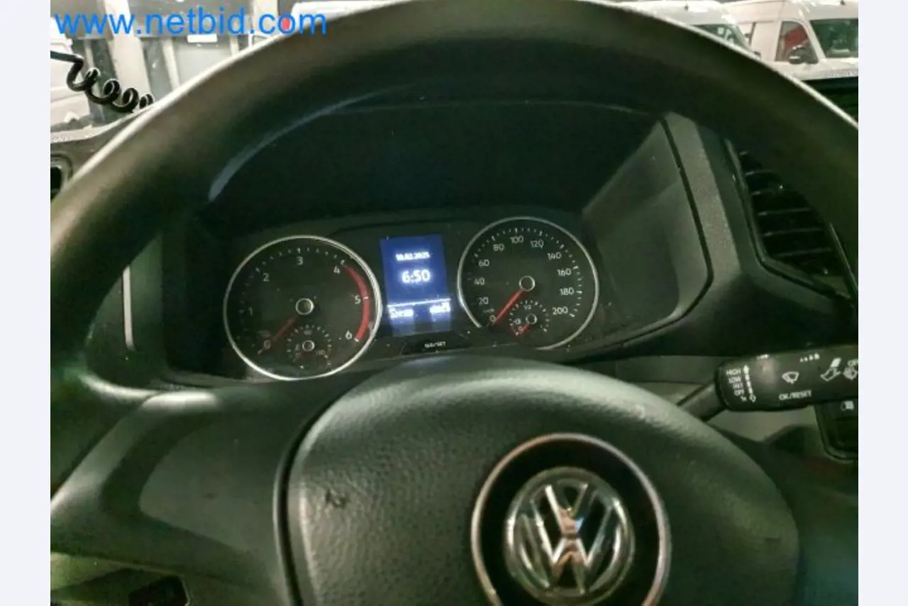 Přepravce balíkové služby-10