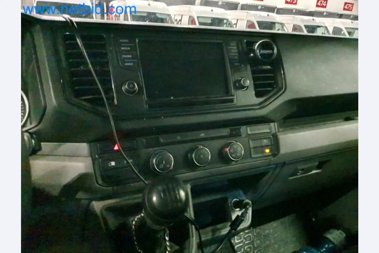 Přepravce balíkové služby-12