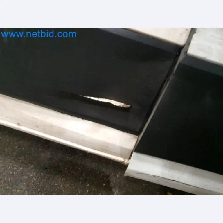 Přepravce balíkové služby-19