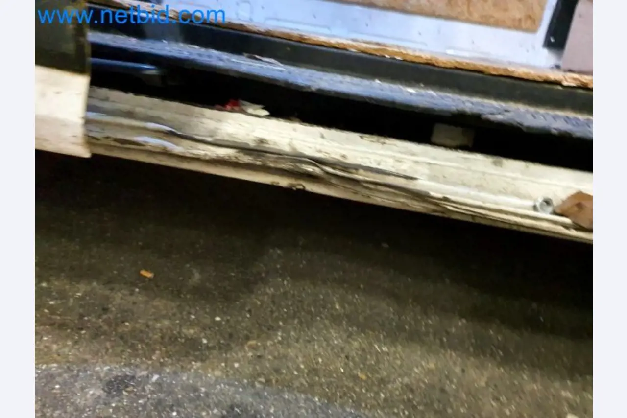 Přepravce balíkové služby-21