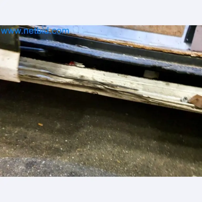 Přepravce balíkové služby-21