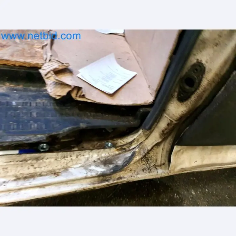 Přepravce balíkové služby-22