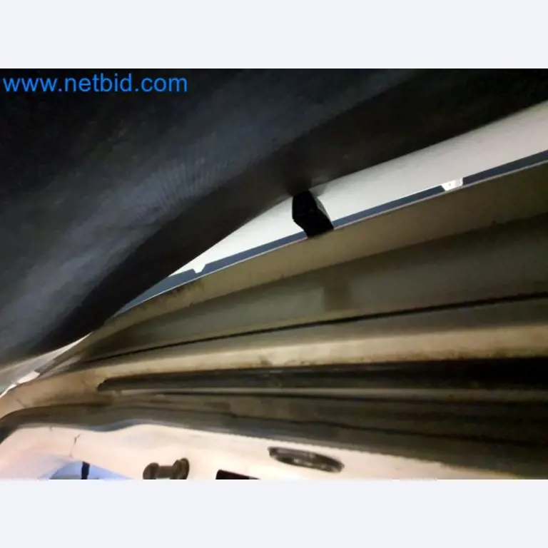 Přepravce balíkové služby-25