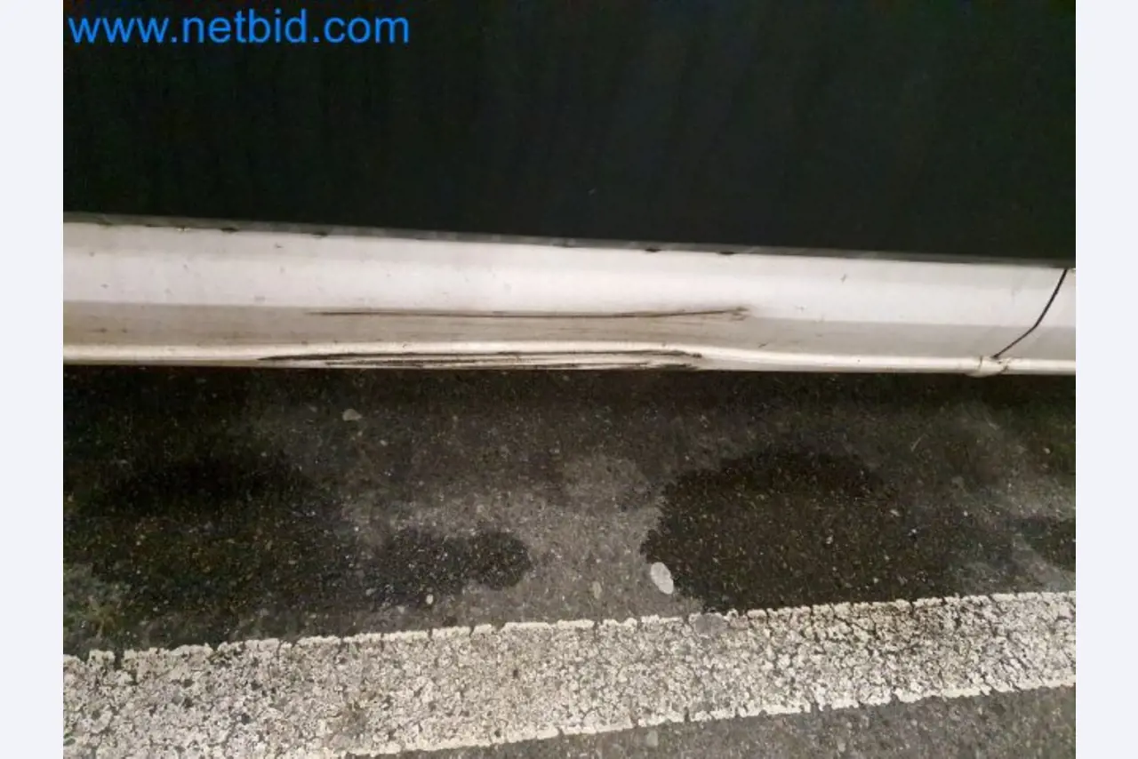 Přepravce balíkové služby-28