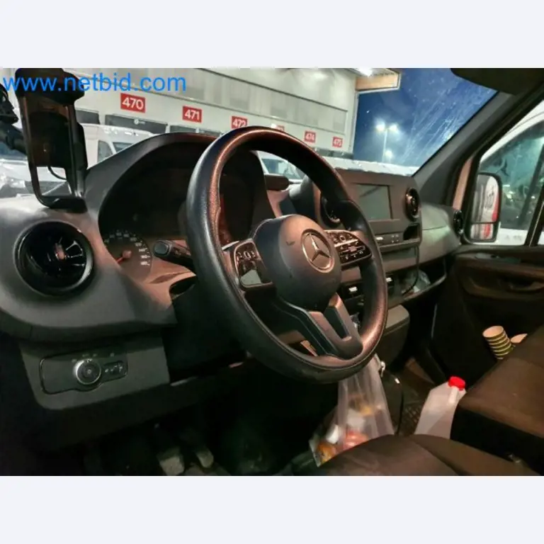 Přepravce balíkové služby-13