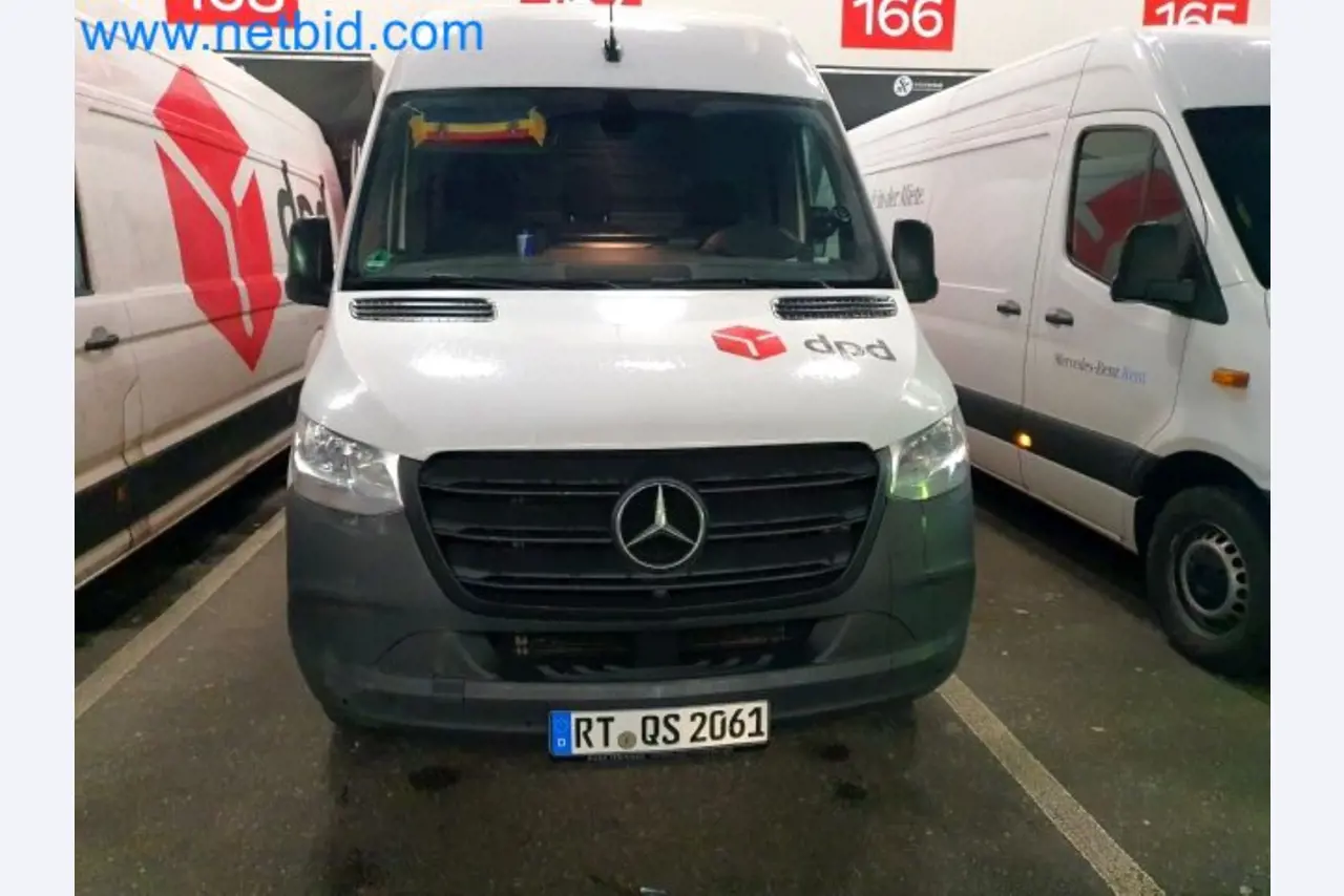 Přepravce balíkové služby-1