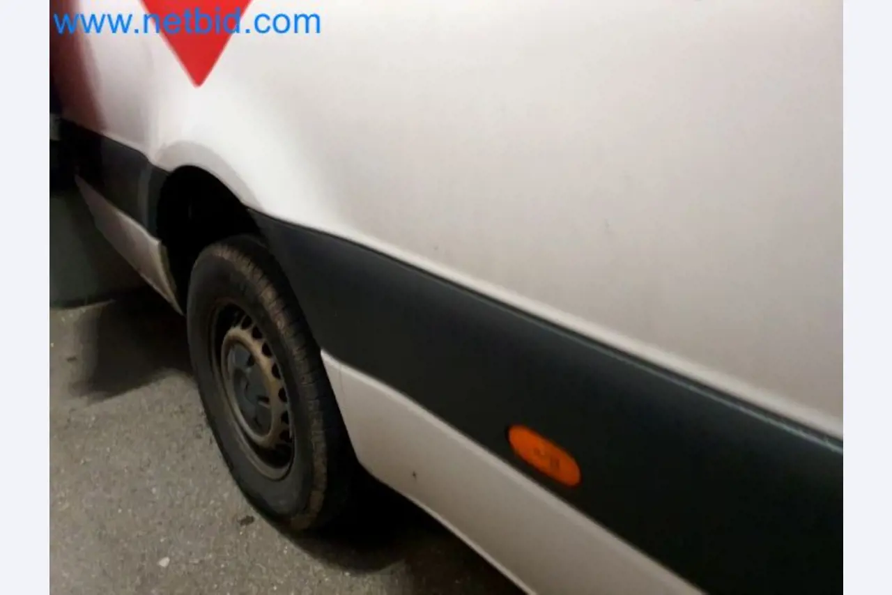 Přepravce balíkové služby-22