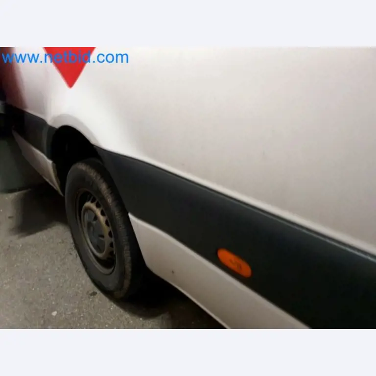 Přepravce balíkové služby-22