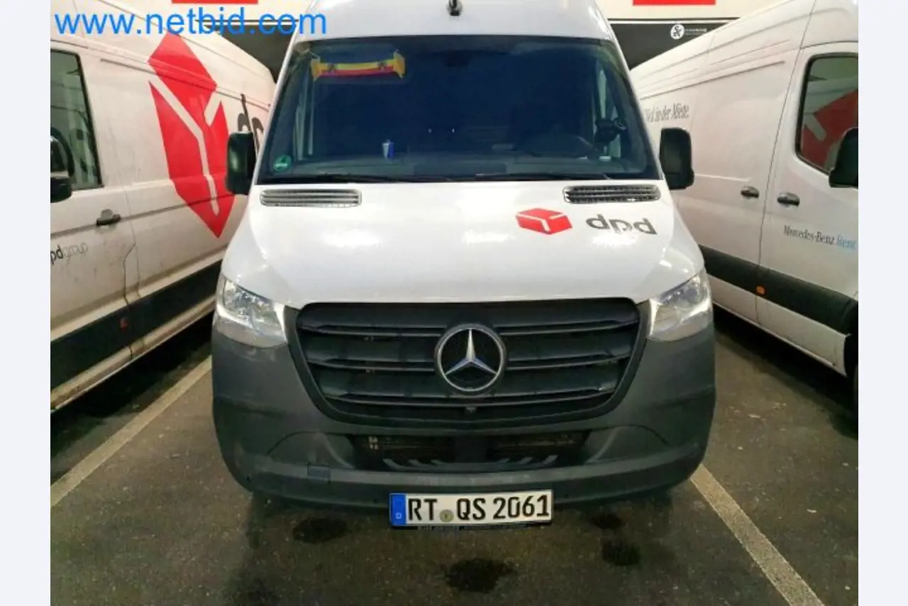 Přepravce balíkové služby-28