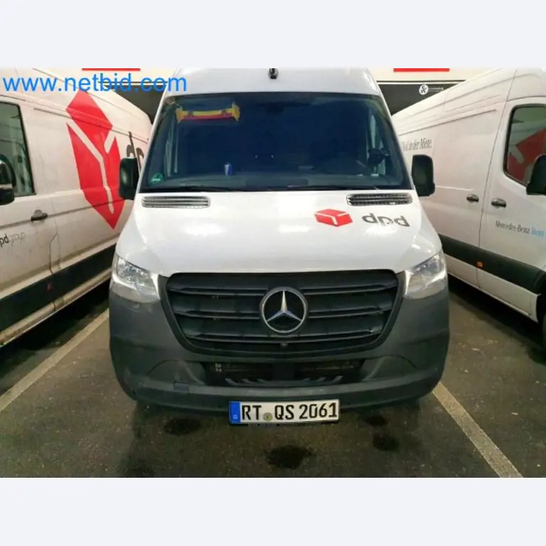 Přepravce balíkové služby-28