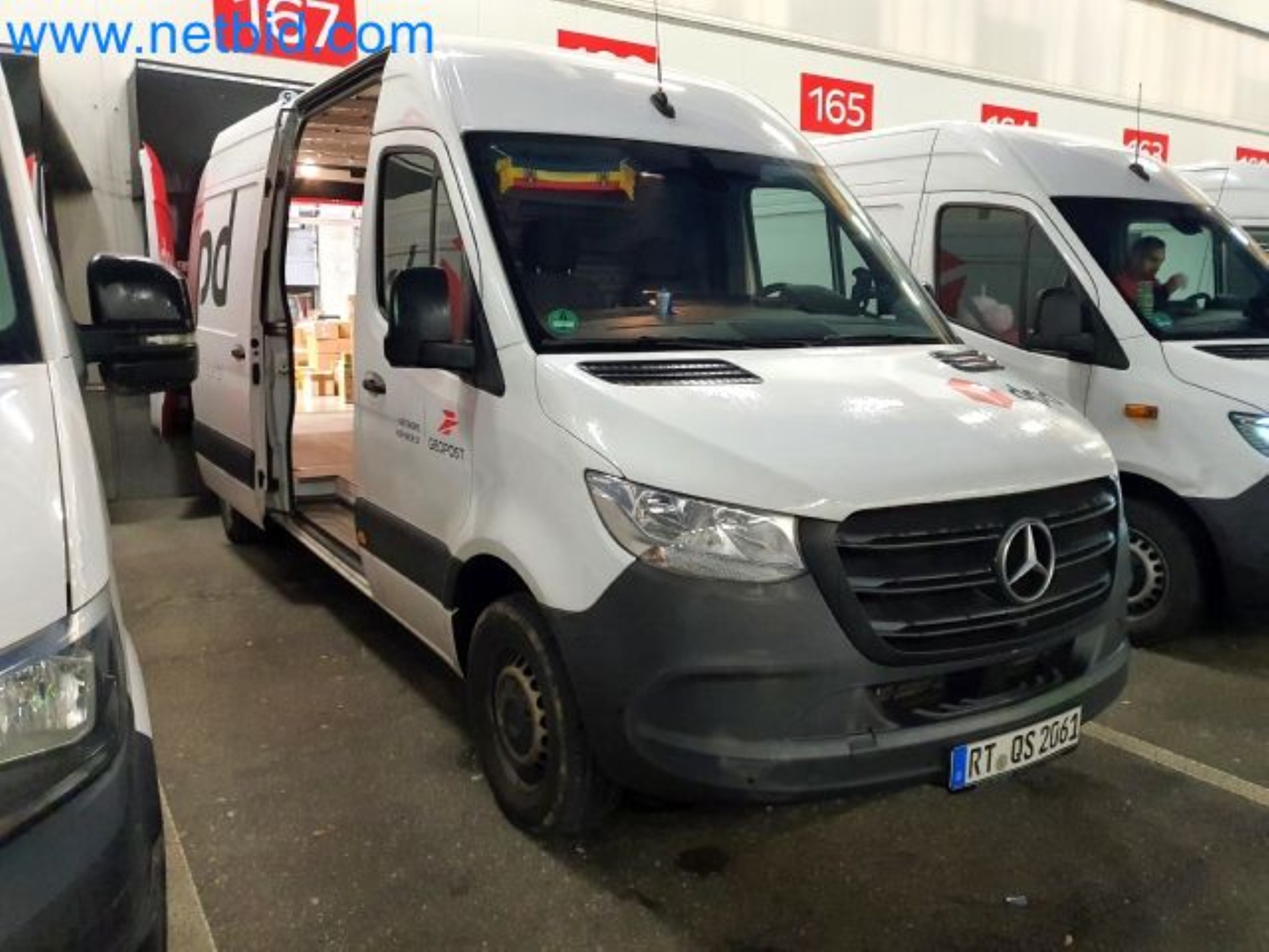 Przewoźnik paczek-2