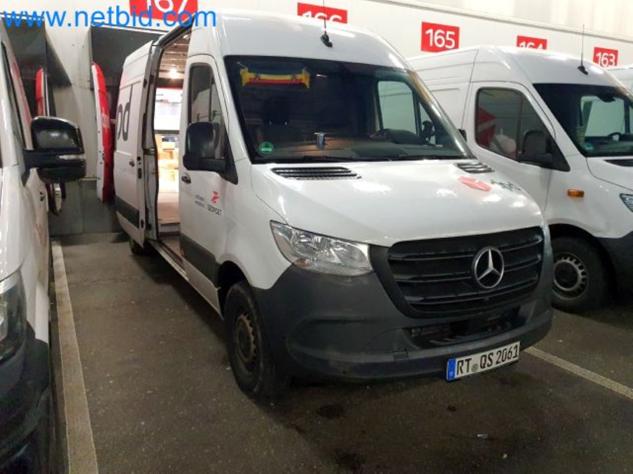 Przewoźnik paczek-3