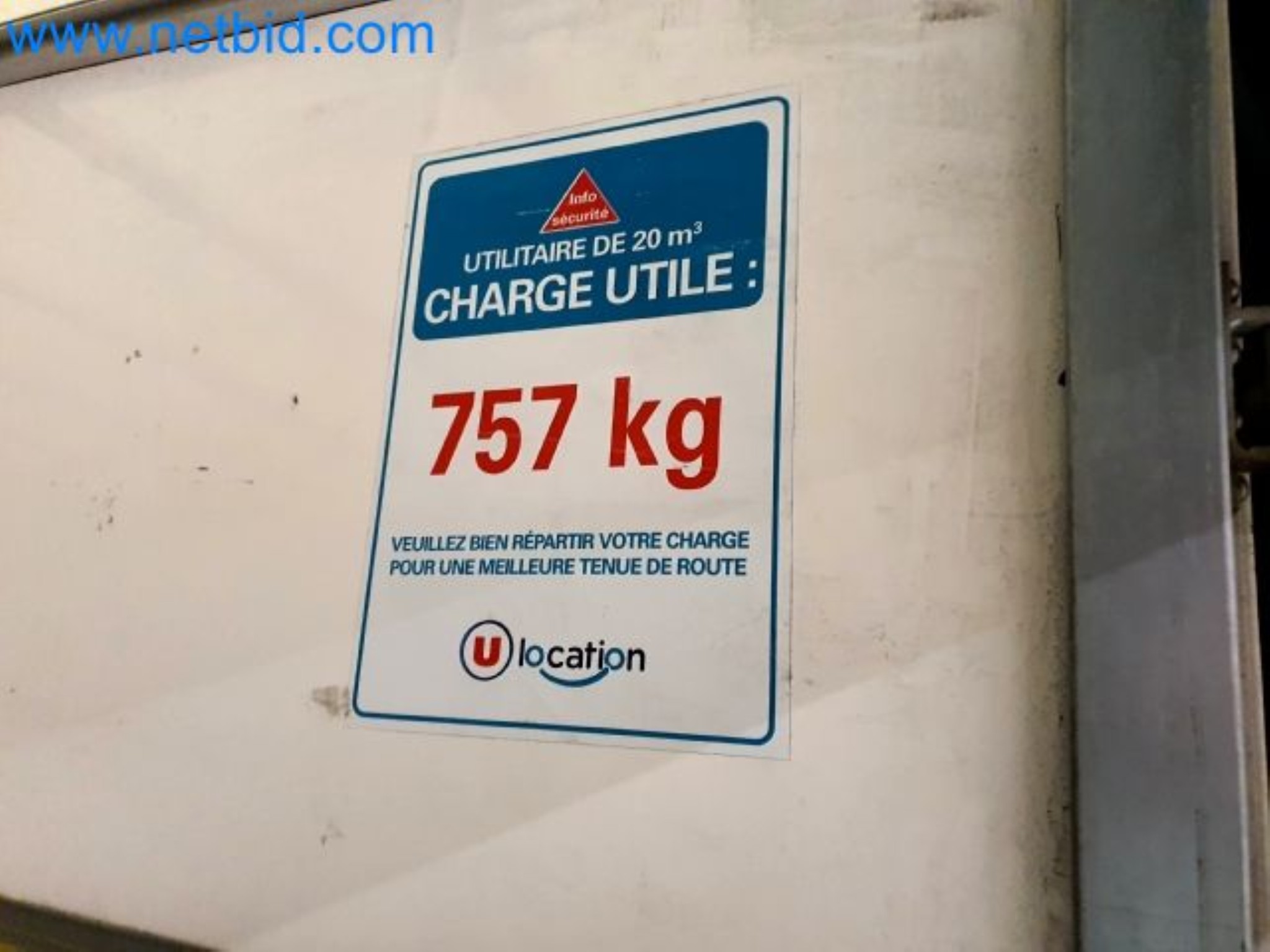 Przewoźnik paczek-15