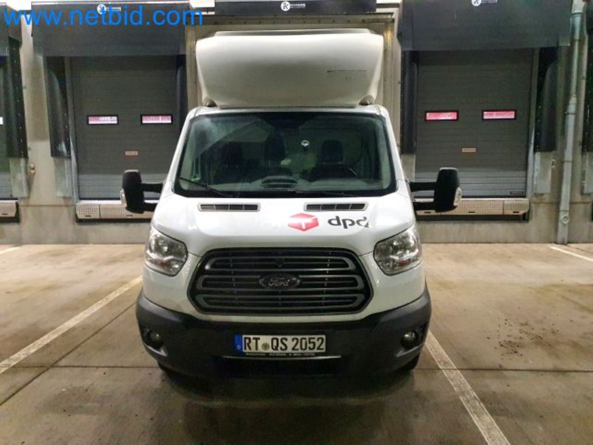 Przewoźnik paczek-1