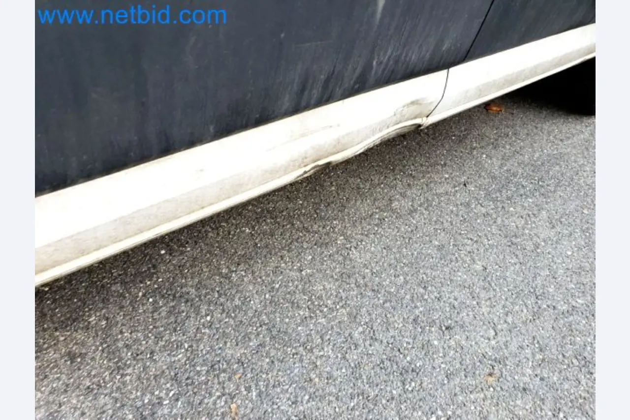 Přepravce balíkové služby-23