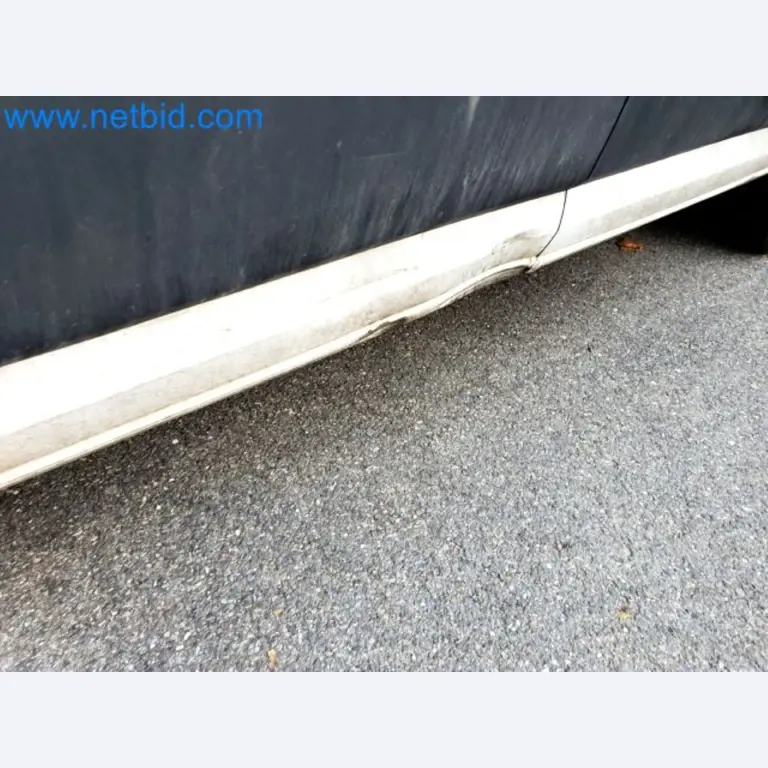 Přepravce balíkové služby-23