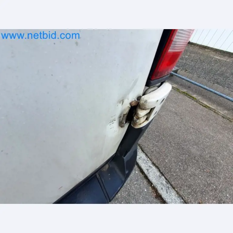 Přepravce balíkové služby-25